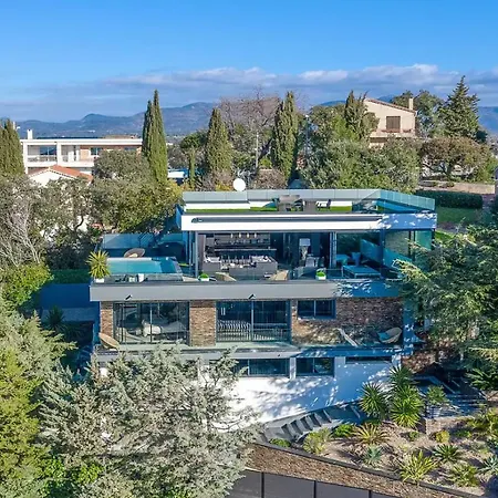 Eleanore 5star - Saint-raphael *